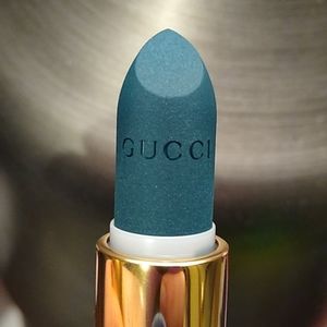 Gucci lipstick mat valentine verdante 704